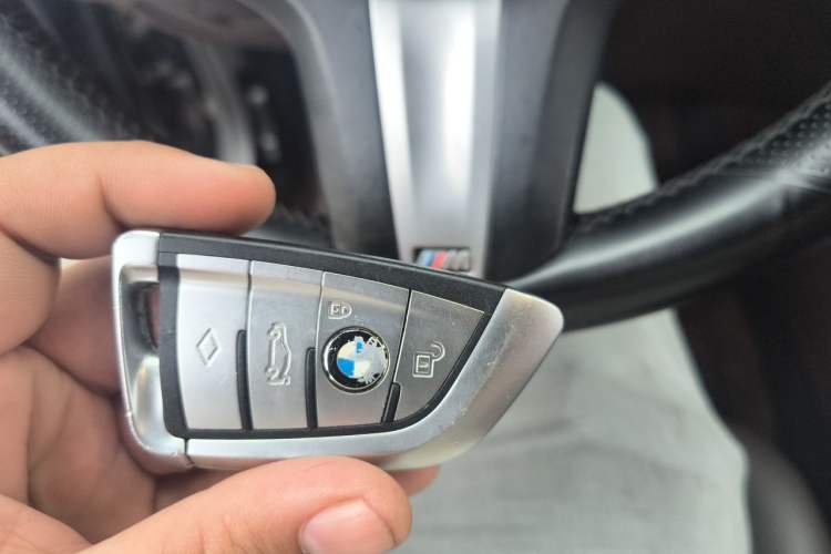 Used BMW 5 Series 2020 525Li M Sport Package Vehicle Key