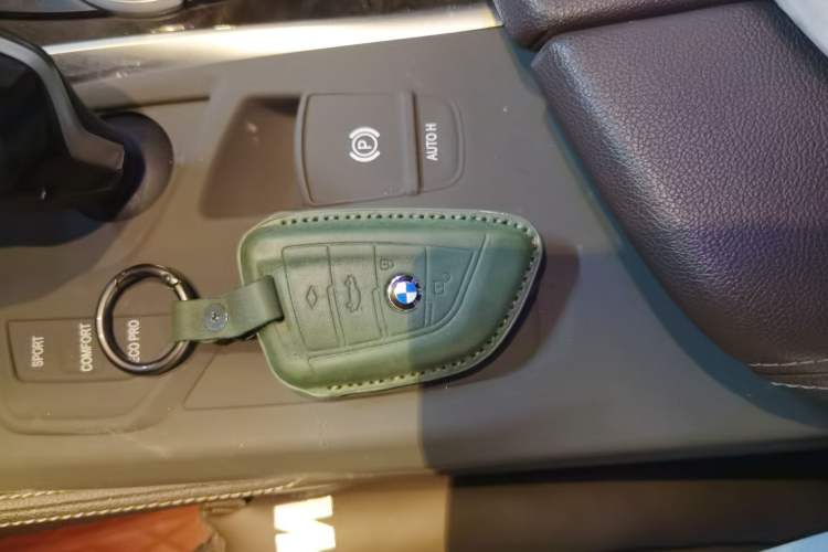 Used BMW 5 Series 2020 525Li M Sport Package Vehicle Key