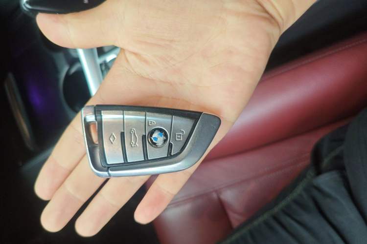 Used BMW 5 Series 2020 530Li Leading Model M Sport Package Vehicle Key