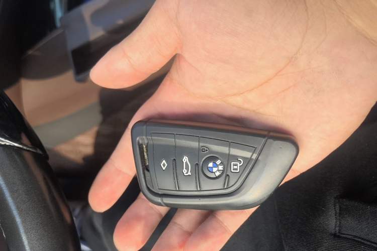 Used BMW 5 Series 2020 525Li M Sport Package Vehicle Key