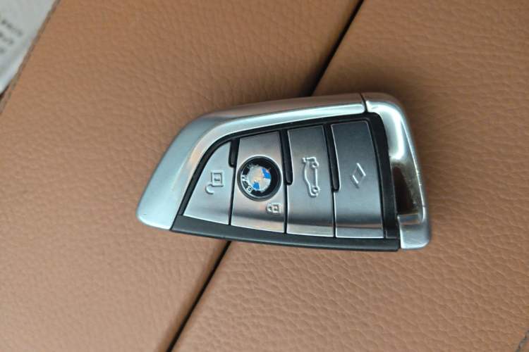Used BMW 5 Series 2020 530Li Leading Model M Sport Package Vehicle Key