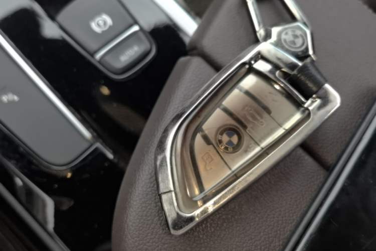 Used BMW 5 Series 2020 525Li M Sport Package Vehicle Key