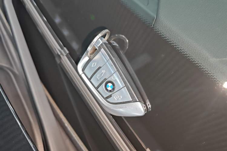 Used BMW 5 Series 2020 530Li xDrive M Sport Package Vehicle Key