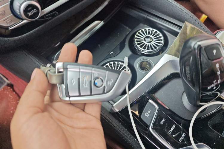 Used BMW 5 Series 2020 530Li Leading Model M Sport Package Vehicle Key