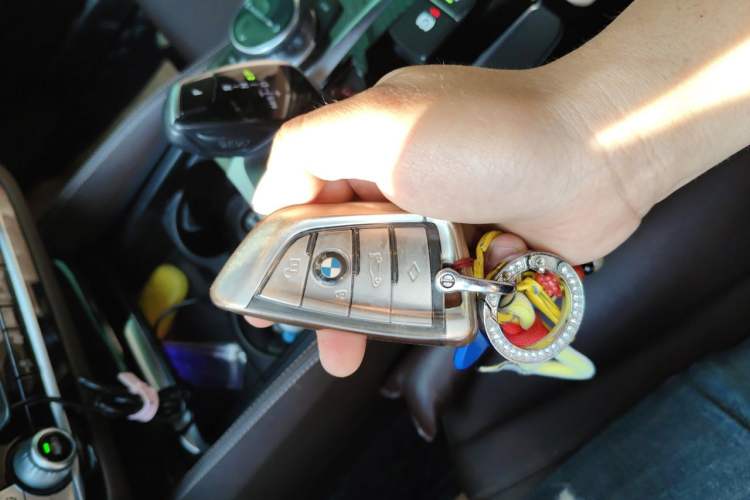 Used BMW 5 Series 2020 525Li M Sport Package Vehicle Key