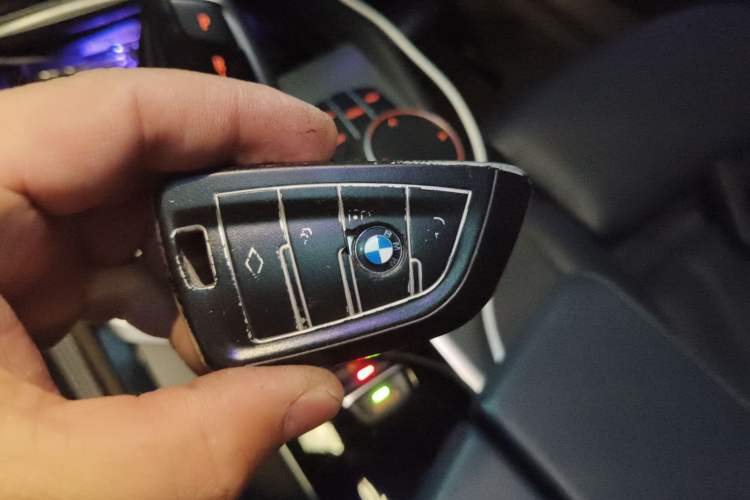 Used BMW 5 Series 2020 525i M Sport Package Vehicle Key