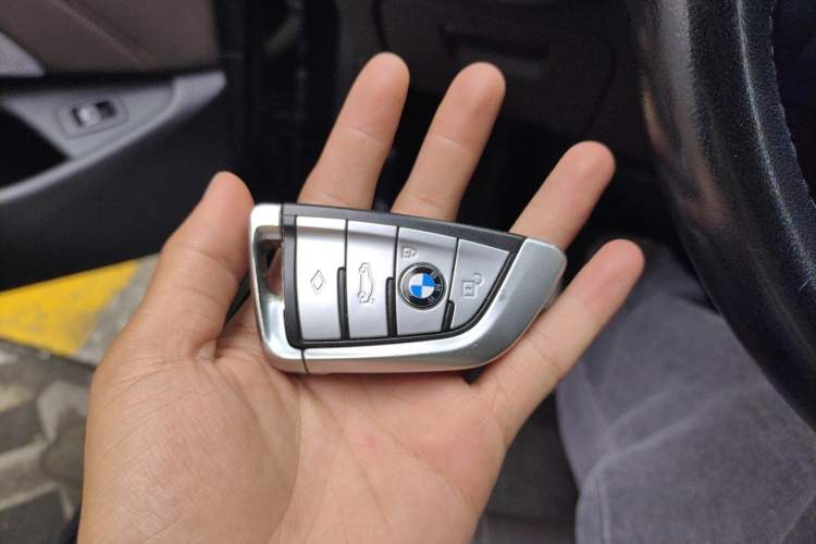 Used BMW 5 Series 2020 525Li Luxury Package Vehicle Key