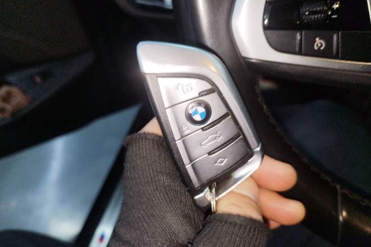 Used BMW 5 Series 2020 525Li M Sport Package Vehicle Key