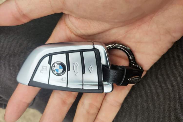 Used BMW 5 Series 2020 525Li M Sport Package Vehicle Key