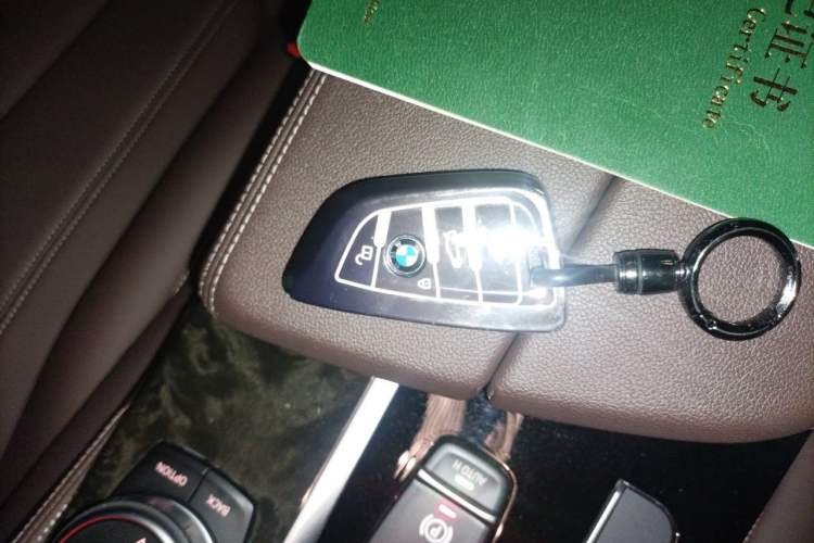 Used BMW 5 Series 2020 525Li M Sport Package Vehicle Key