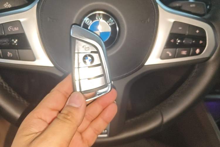 Used BMW 5 Series 2020 525Li M Sport Package Vehicle Key
