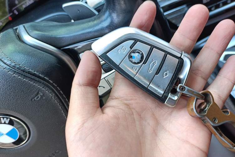 Used BMW 5 Series 2020 530Li Leading Edition Luxury Package Vehicle Key
