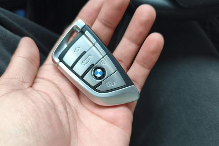 Used BMW 5 Series 2020 530Li Leading Edition Luxury Package Vehicle Key