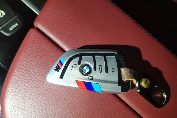 Used BMW 5 Series 2020 530Li Luxury Edition M Sport Package Vehicle Key