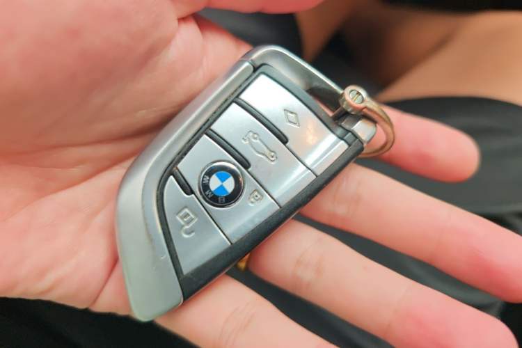 Used BMW 5 Series 2020 530Li Luxury Edition Premium Package Vehicle Key