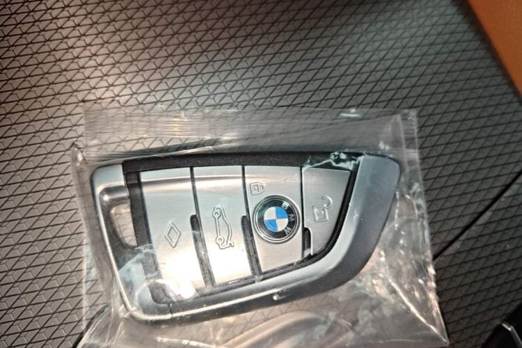 Used BMW 5 Series 2020 525i M Sport Package Vehicle Key