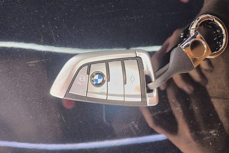 Used BMW 5 Series 2020 525Li M Sport Package Vehicle Key