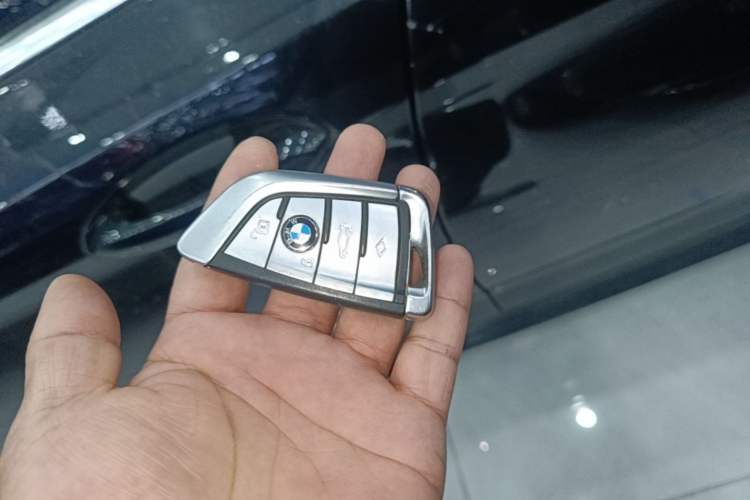 Used BMW 5 Series 2020 530Li Leading Model M Sport Package Vehicle Key