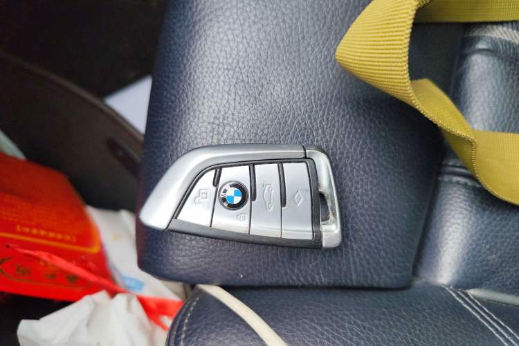 Used BMW 5 Series 2020 530i M Sport Package Vehicle Key