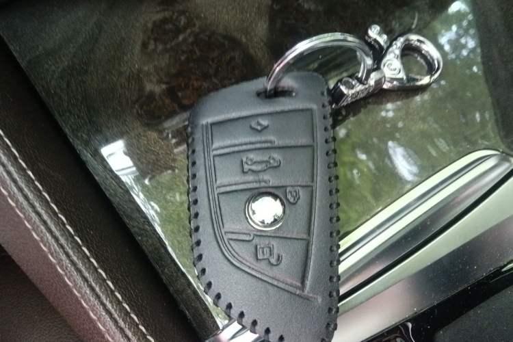 Used BMW 5 Series 2020 525Li M Sport Package Vehicle Key