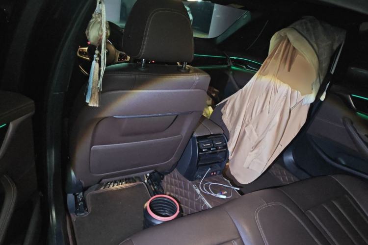 Used BMW 5 Series 2020 525Li M Sport Package Center Console