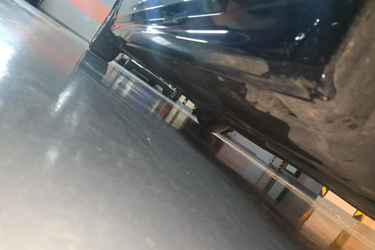 Used BMW 5 Series 2020 525Li M Sport Package Chassis Front Right