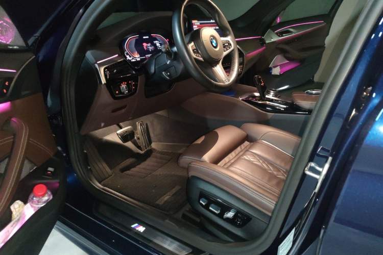 Used BMW 5 Series 2020 540i Sport Line M Sport Package Driver Seat