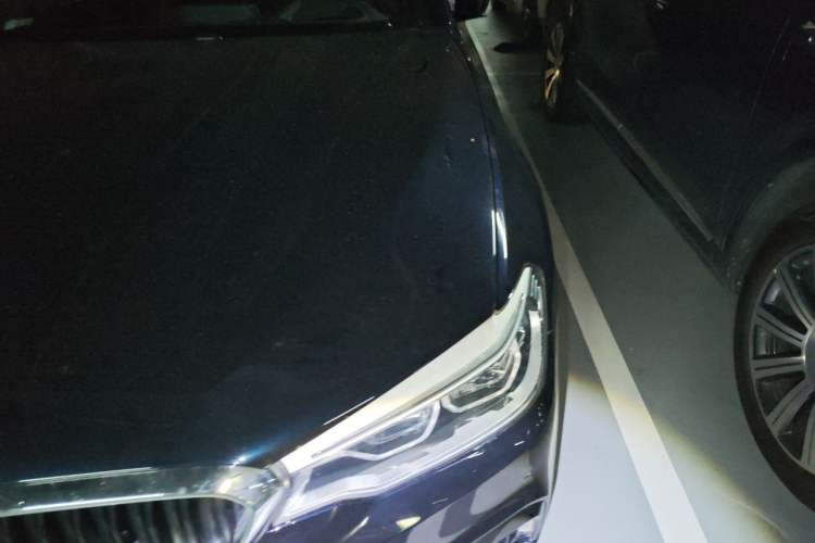 Used BMW 5 Series 2020 530Li Luxury Edition M Sport Package Engine Bay Left