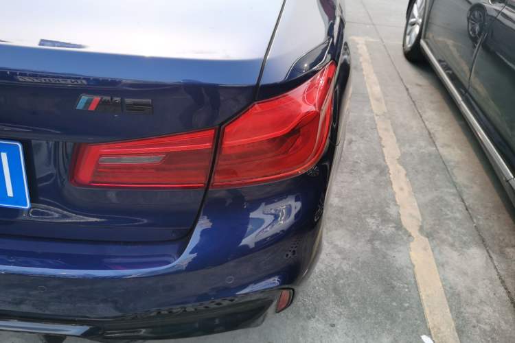 Used BMW 5 Series 2020 525i M Sport Package Exterior 3