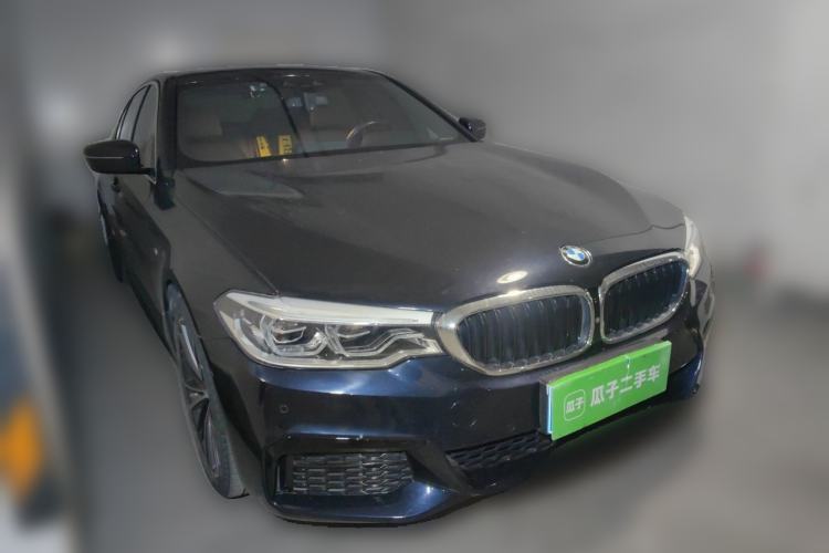 Used BMW 5 Series 2020 530Li Executive M Sport Package Front Right 45 Deg