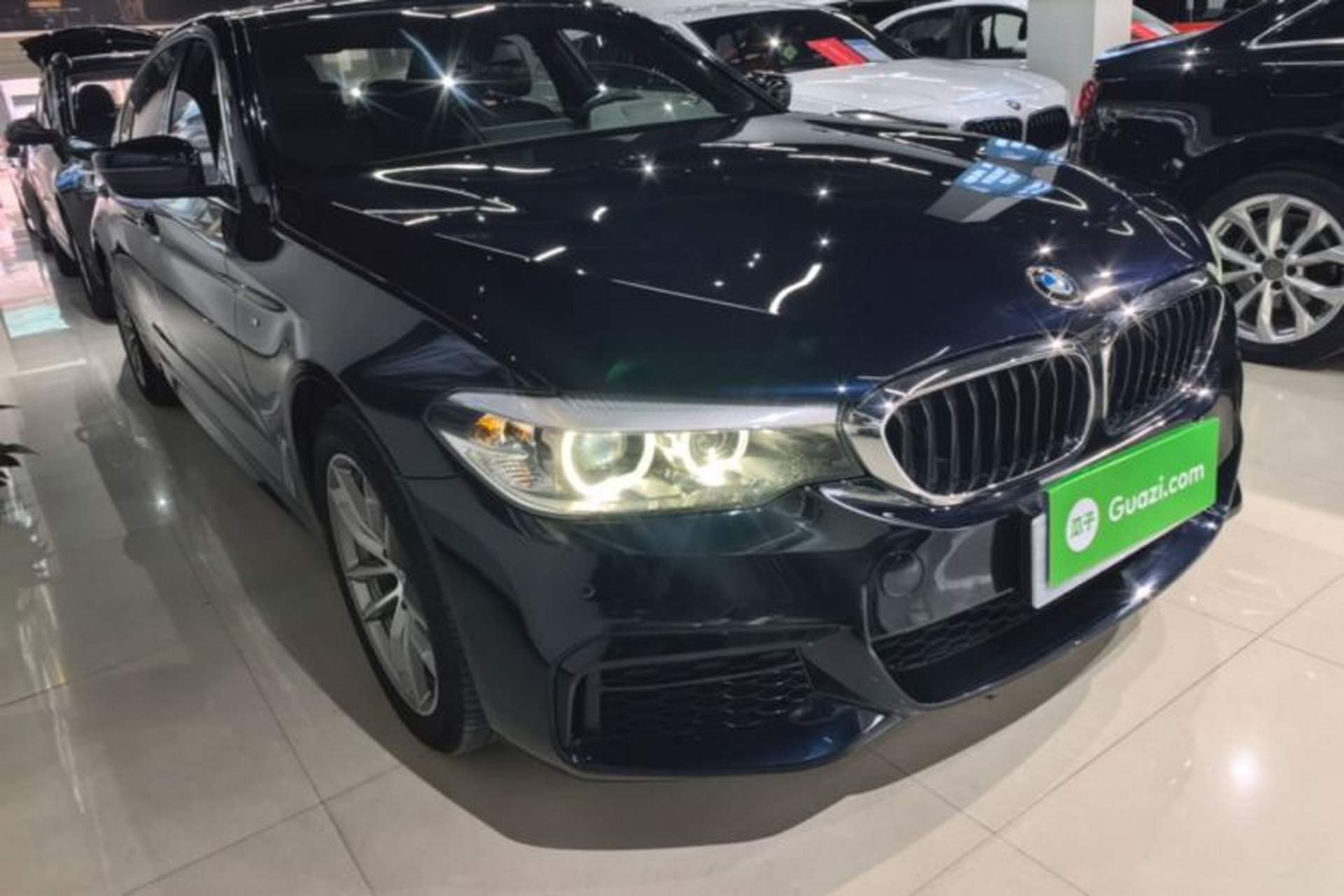 Used BMW 5 Series 2020 525Li M Sport Package Front Right 45 Deg