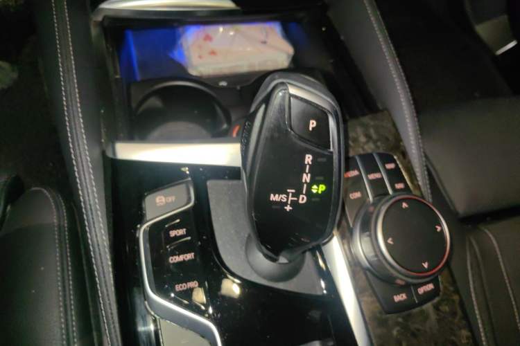 Used BMW 5 Series 2020 530Li Executive M Sport Package Gear Lever