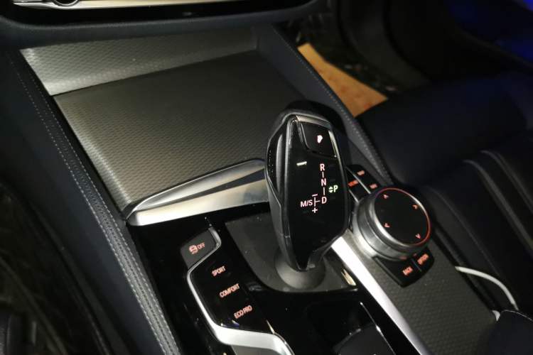 Used BMW 5 Series 2020 540i Sport Line M Sport Package Gear Lever