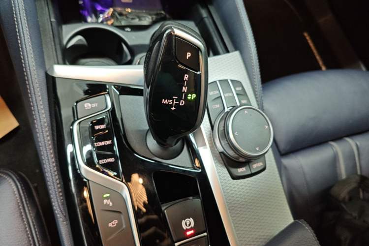 Used BMW 5 Series 2020 530i Sport Line M Sport Package Gear Lever