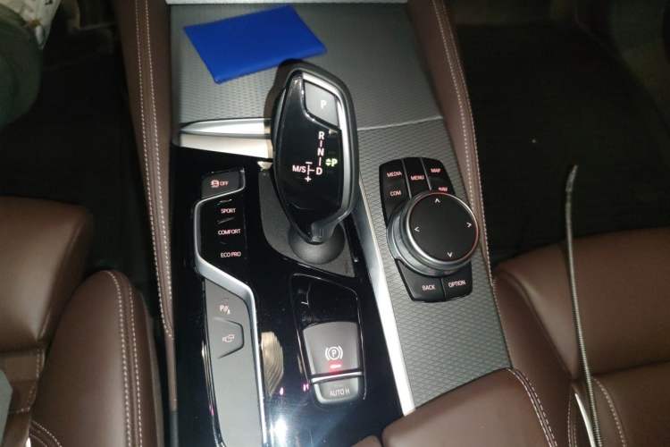 Used BMW 5 Series 2020 540i Sport Line M Sport Package Gear Lever
