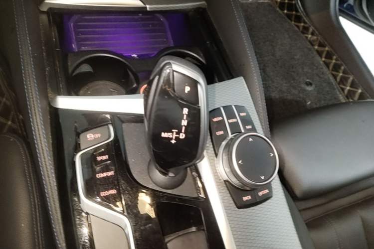 Used BMW 5 Series 2020 530i M Sport Package Gear Lever