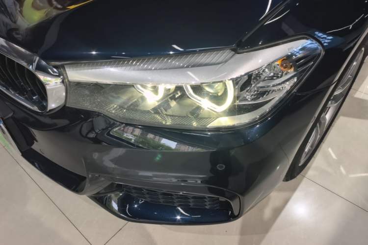 Used BMW 5 Series 2020 525Li M Sport Package Left Front Headlight