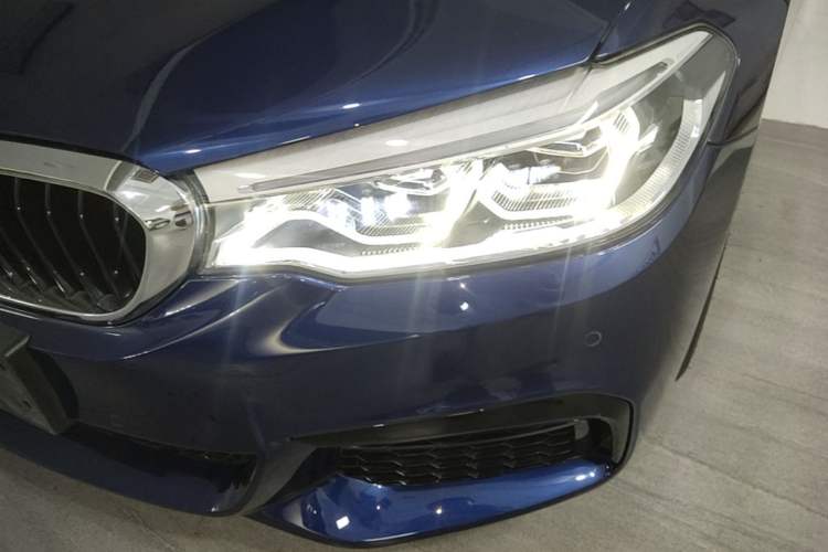 Used BMW 5 Series 2020 530i M Sport Package Left Front Headlight