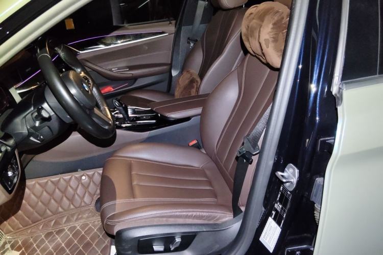 Used BMW 5 Series 2020 525Li M Sport Package Left Front Seat
