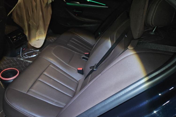 Used BMW 5 Series 2020 525Li M Sport Package Left Rear Seat