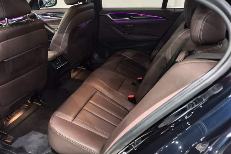 Used BMW 5 Series 2020 525Li M Sport Package Left Rear Seat