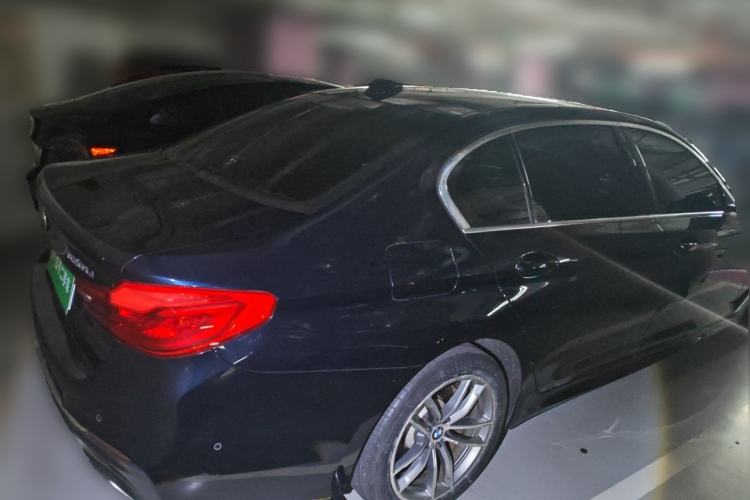 Used BMW 5 Series 2020 525Li M Sport Package Rear Right 45 Deg