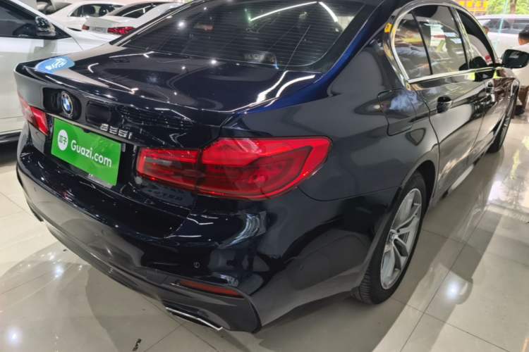 Used BMW 5 Series 2020 525Li M Sport Package Rear Right 45 Deg