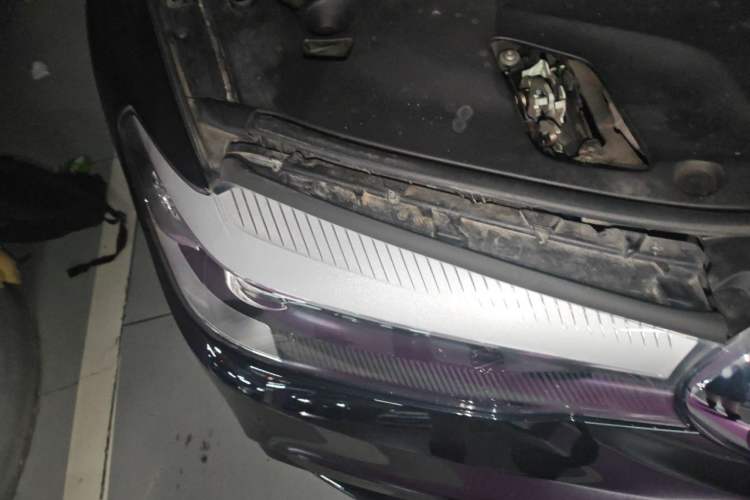 Used BMW 5 Series 2020 525Li M Sport Package Right Front Headlight