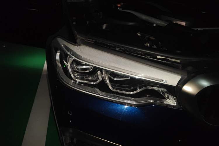 Used BMW 5 Series 2020 540i Sport Line M Sport Package Right Front Headlight