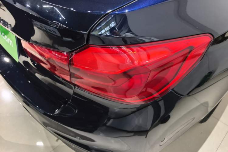 Used BMW 5 Series 2020 525Li M Sport Package Right Rear Taillight