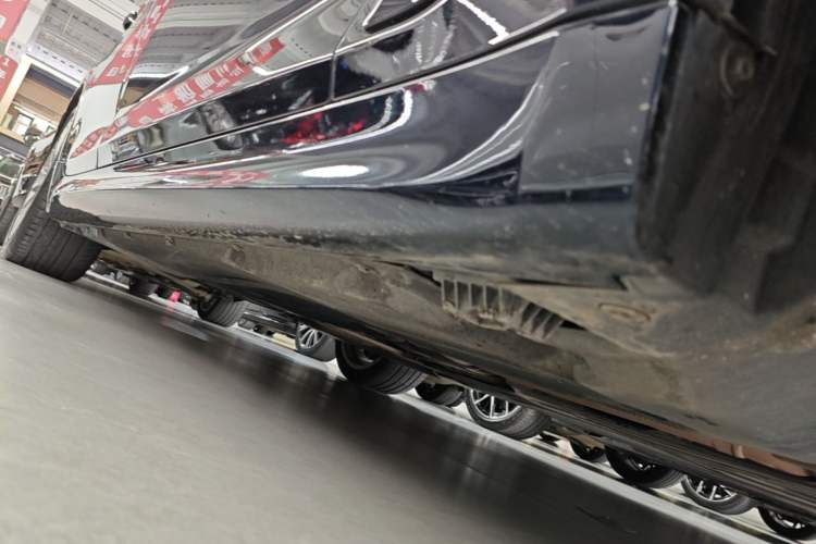 Used BMW 5 Series 2020 530i Sport Line M Sport Package Right Side Sill