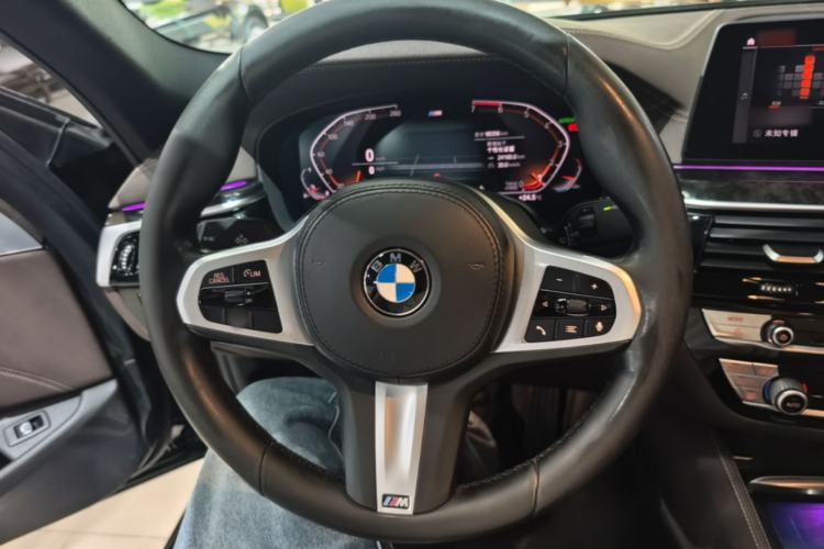 Used BMW 5 Series 2020 525Li M Sport Package Steering Wheel