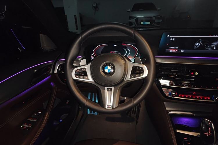 Used BMW 5 Series 2020 540i Sport Line M Sport Package Steering Wheel