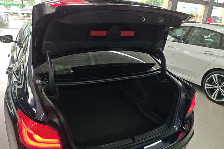Used BMW 5 Series 2020 530i Sport Line M Sport Package Trunk